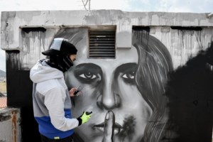 Νέα δεδομένα για τη μετάλλαξη του κορονοϊού: Πιθανός ανασυνδυασμός από δύο διαφορετικά είδη