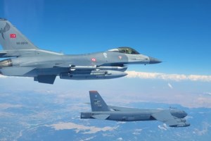 Κυβέρνηση για την απόσυρση της τροπολογίας Μενέντεζ για τα F16 στην Τουρκία: ΣΥΡΙΖΑ και Anadolu στην ίδια γραμμή - εικόνα 3