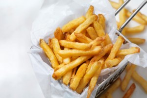 Πυρηνέλαιο: Από ξεχασμένο έγινε... αξιοζήλευτο - Πώς μπορεί να αντικαταστήσει το ηλιέλαιο