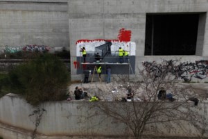 Οι 780 χιλιάδες υπογραφές στο ψήφισμα Καρυστιανού για τα Τέμπη είναι γροθιά στην κυβέρνηση: Η συγκάλυψη και οι ευθύνες Καραμανλή - εικόνα 3