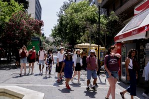 Κορονοϊός: Στα ύψη και σήμερα η Αττική με 10.878 νέα κρούσματα - 1.909 οι νέες μολύνσεις στη Θεσσαλονίκη