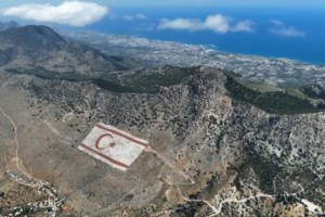 Το διεθνές αεροδρόμιο - φάντασμα της Λευκωσίας: Φωτογραφίες του Reuters, 50 χρόνια μετά την τουρκική εισβολή - εικόνα 11