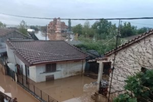 Λάρισα: Μπήκαν οι υπογραφές για τα έργα στο οδικό δίκτυο της Θεσσαλίας από τις ζημιές των "Daniel" και "Elias" - εικόνα 2